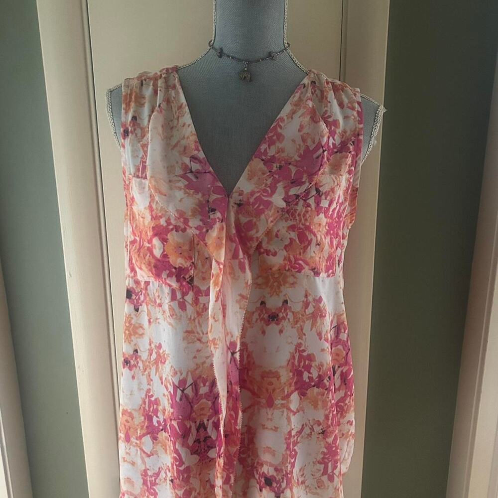 Pink and white floral print